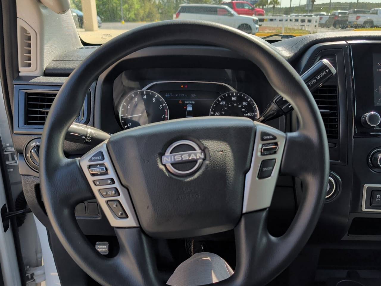 2023 Nissan Titan S - Photo 14