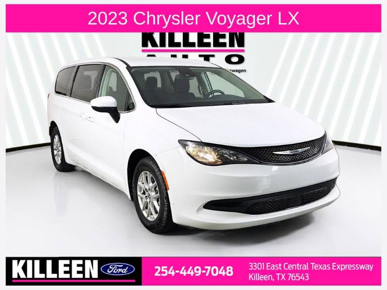 2023 Chrysler Voyager LX