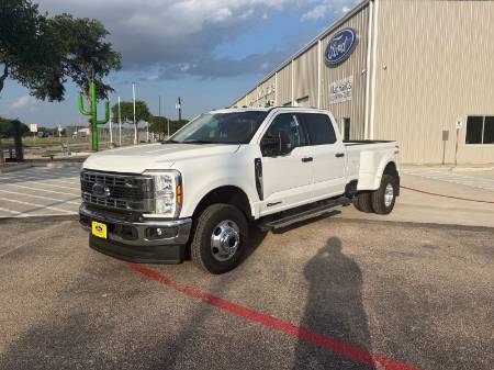 2026 Ford Super Duty F-350 DRW XLT