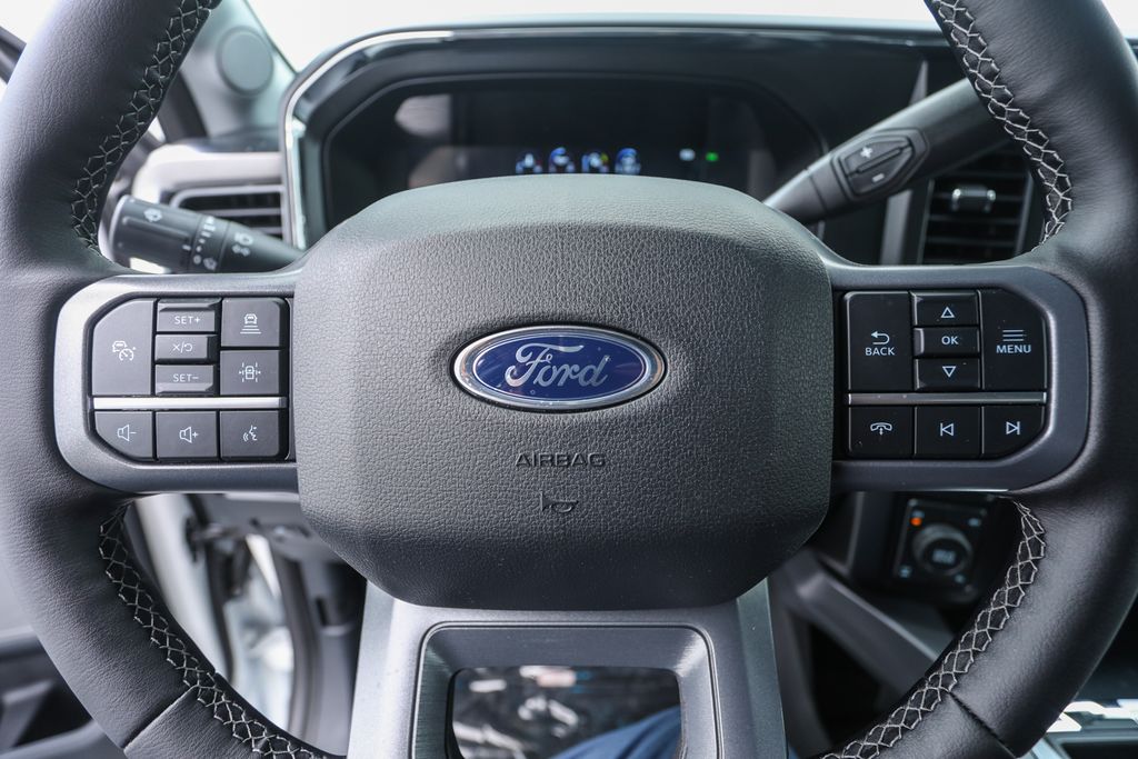 2025 Ford F-250 Super Duty Lariat - Photo 11