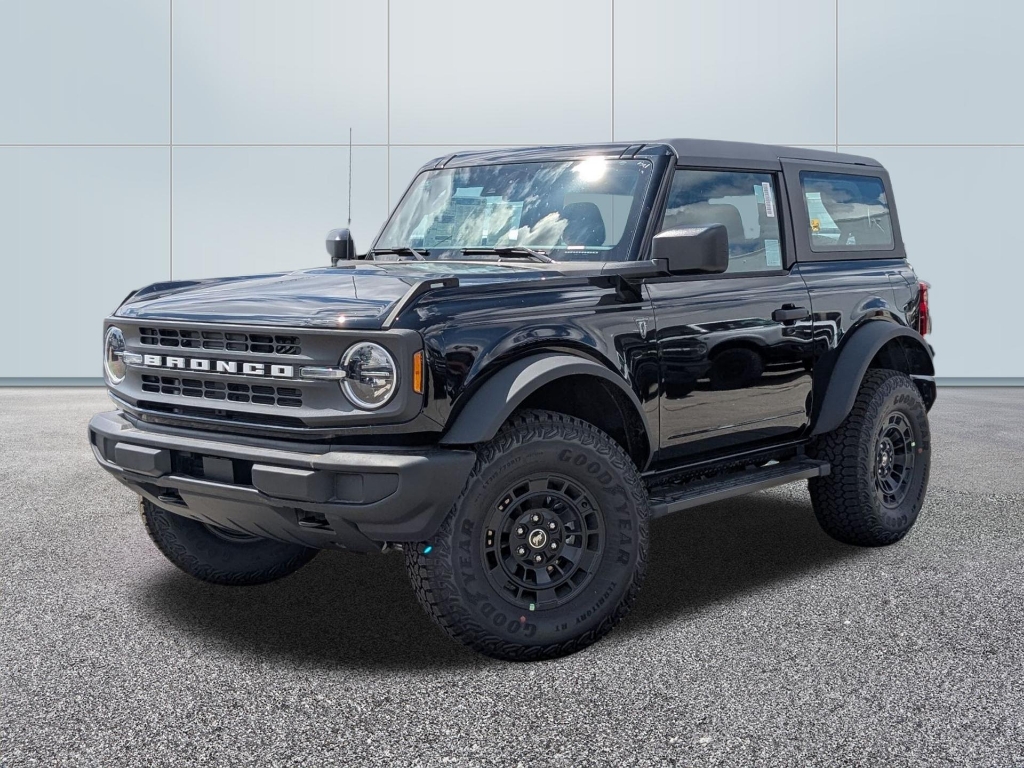 2026 Ford Bronco Base
