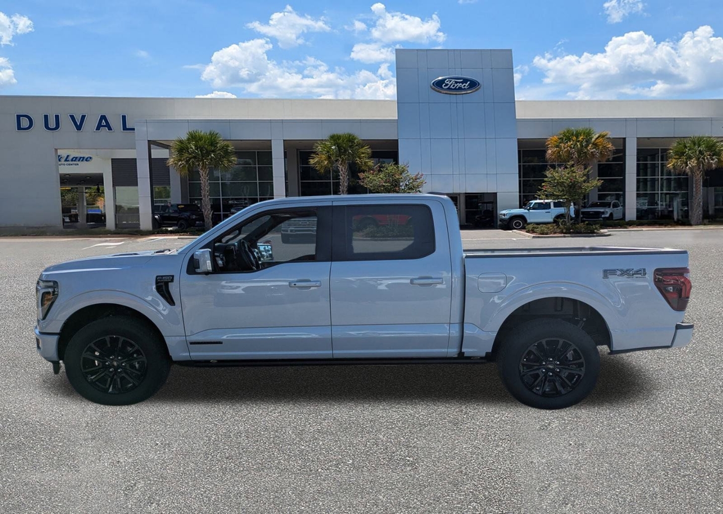 2025 Ford F-150 Platinum - Photo 6