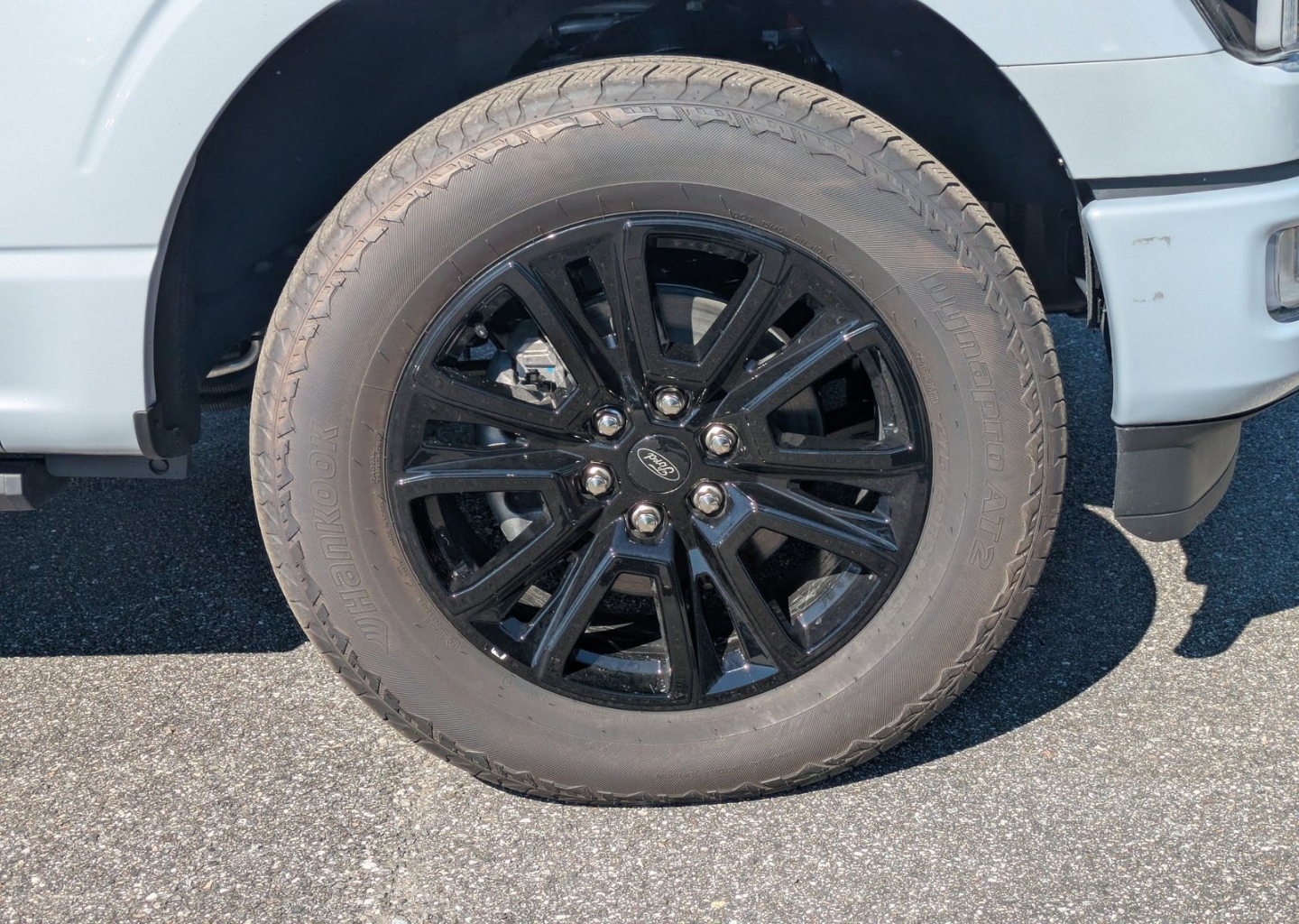 2025 Ford F-150 Platinum - Photo 11