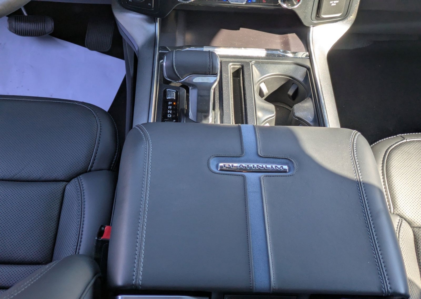 2025 Ford F-150 Platinum - Photo 20