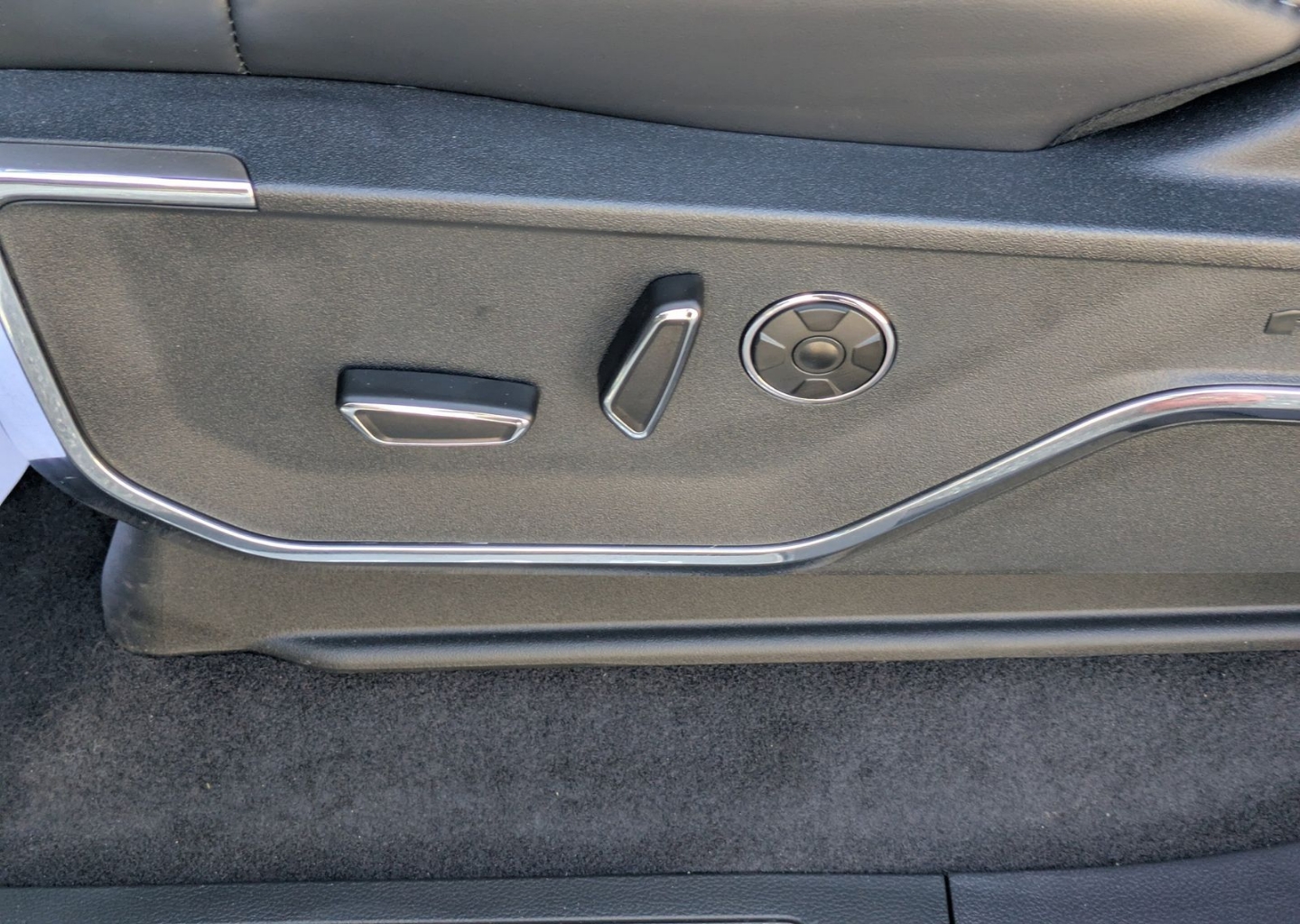 2025 Ford F-150 Platinum - Photo 21