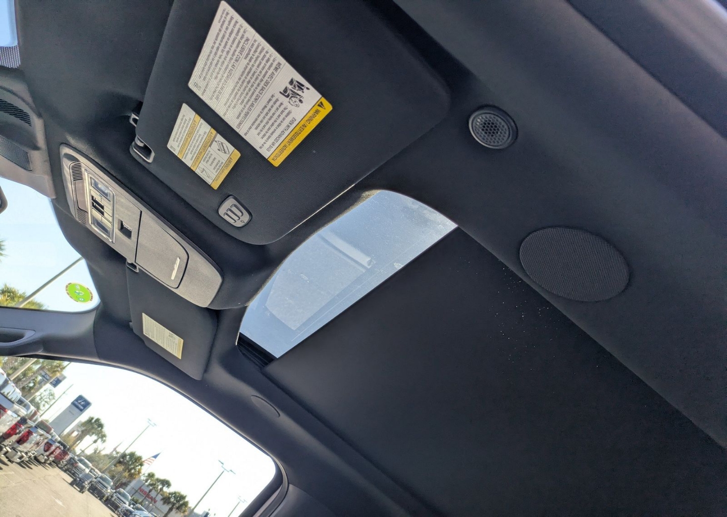 2025 Ford F-150 Platinum - Photo 22