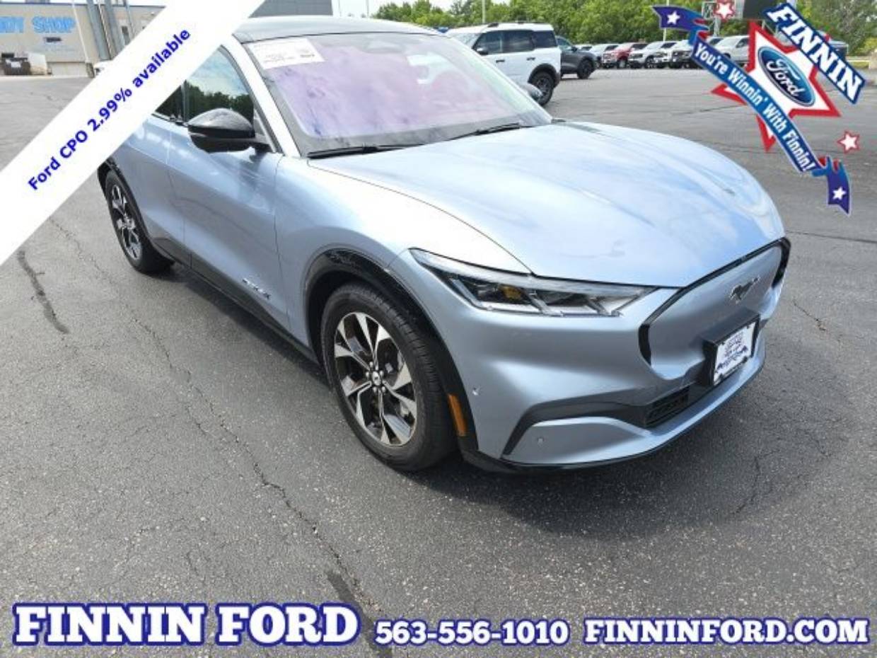 2022 Ford Mustang Mach-E Premium AWD