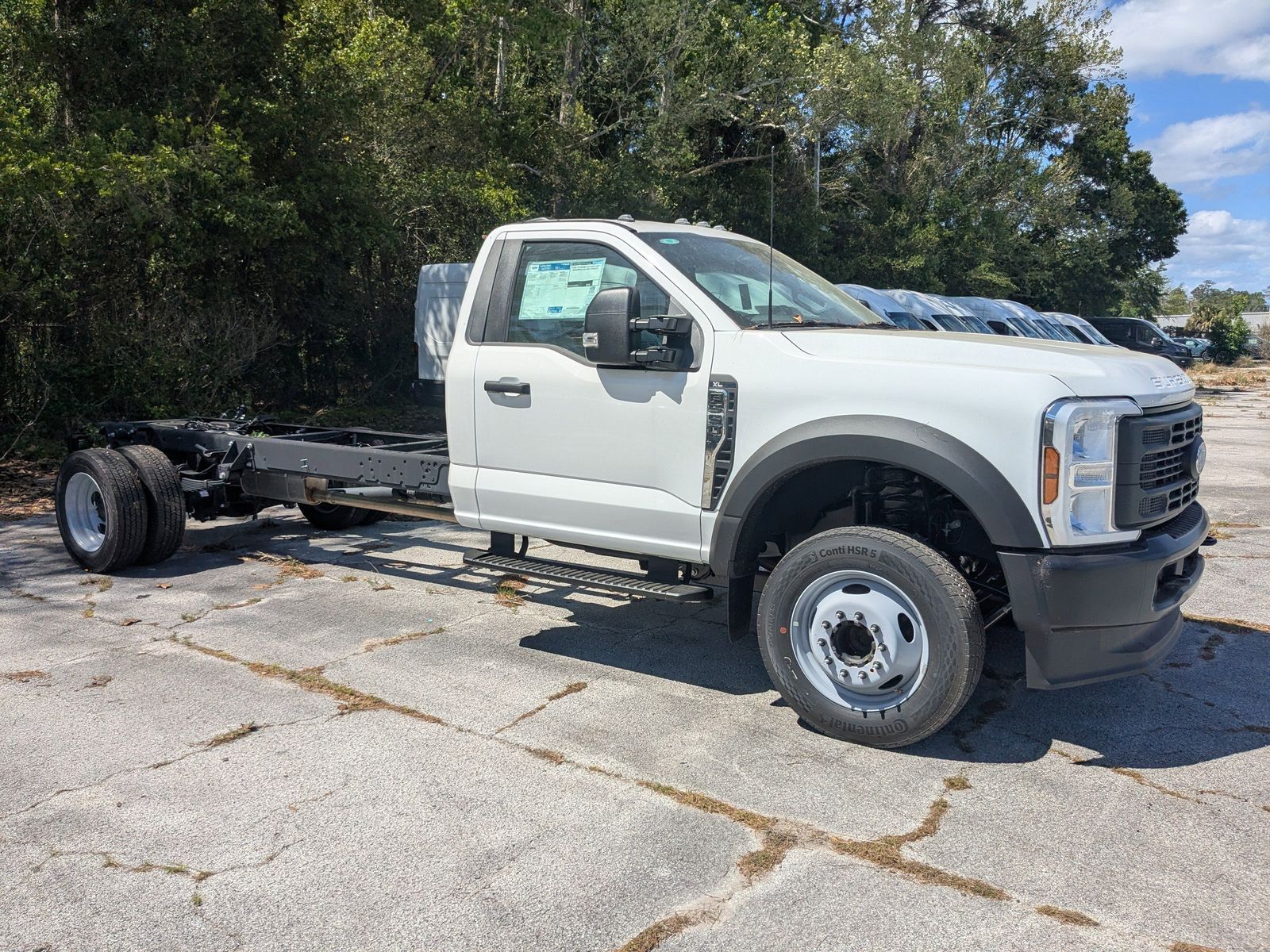 2025 Ford F-550SD XL