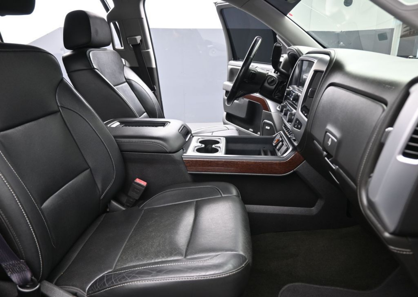 2017 GMC Sierra 1500 SLT - Photo 24