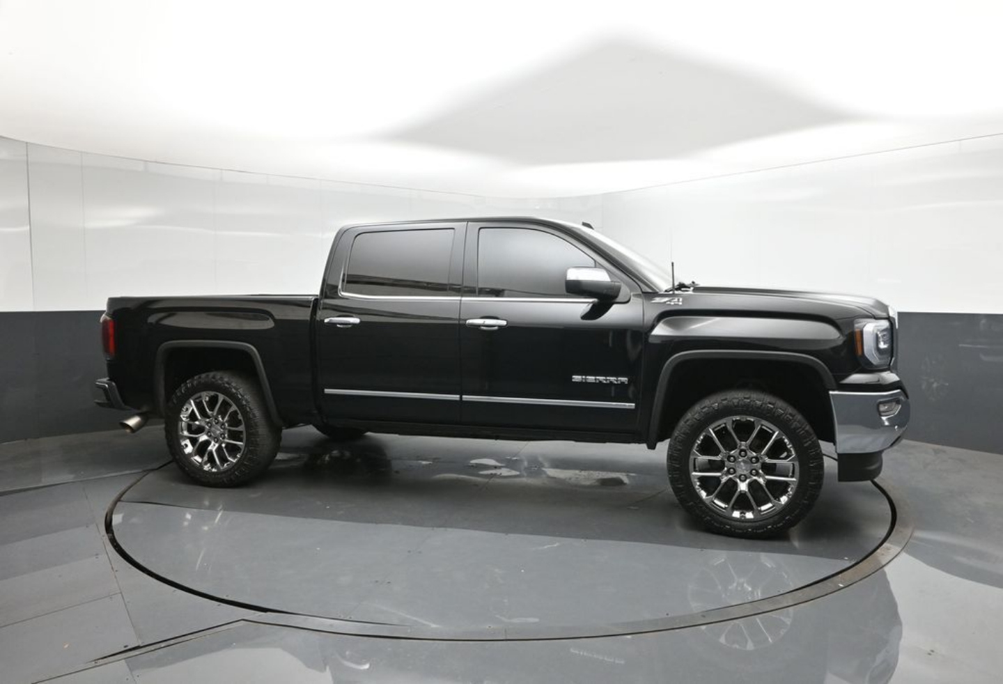 2017 GMC Sierra 1500 SLT - Photo 26