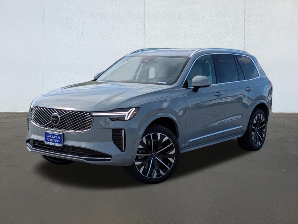 2026 Volvo XC90 B6 Ultra Bright