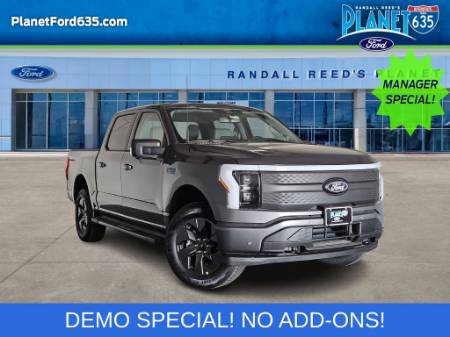 2025 Ford F-150 Lightning Flash