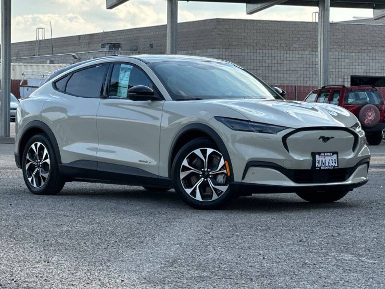 2025 Ford Mustang Mach-E Select
