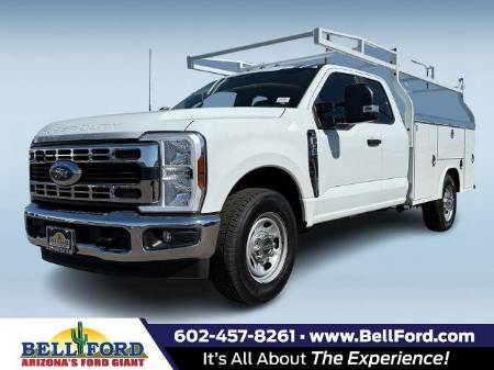 2025 Ford Super Duty F-350 SRW XL