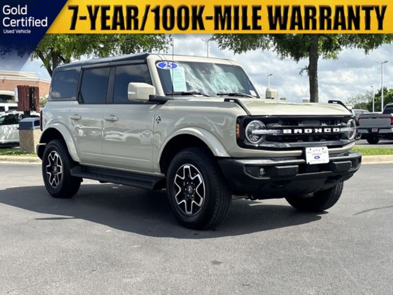 2025 Ford Bronco Outer Banks