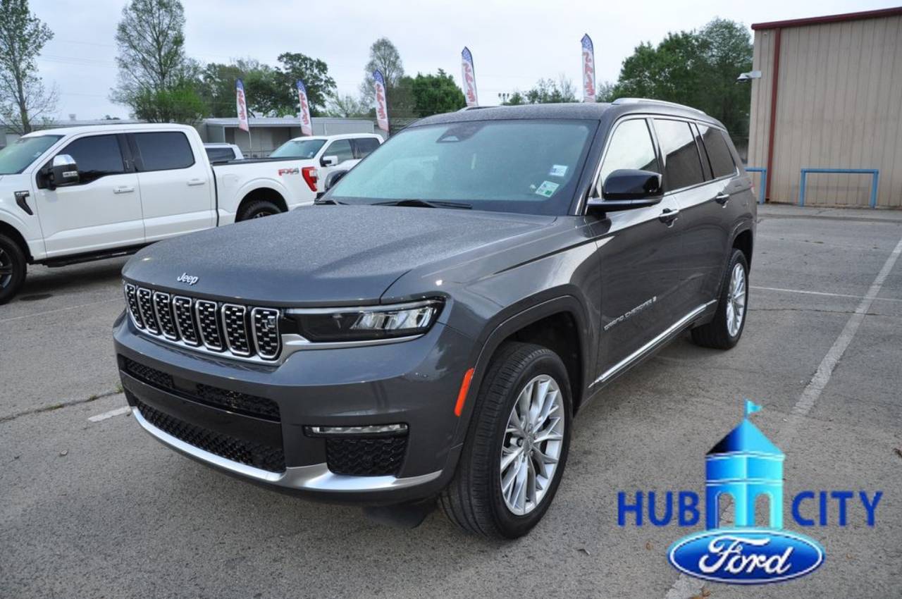 2023 Jeep Grand Cherokee L Summit's photo