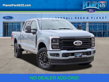 2026 Ford Super Duty F-250 SRW Platinum