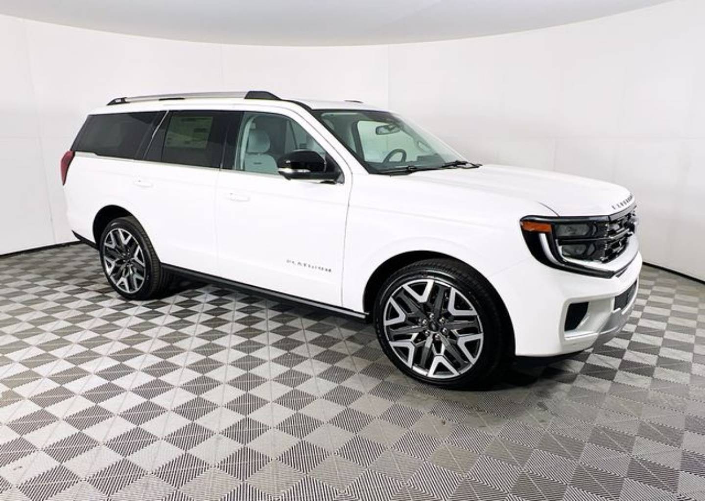 2026 Ford Expedition Platinum 4x4's photo