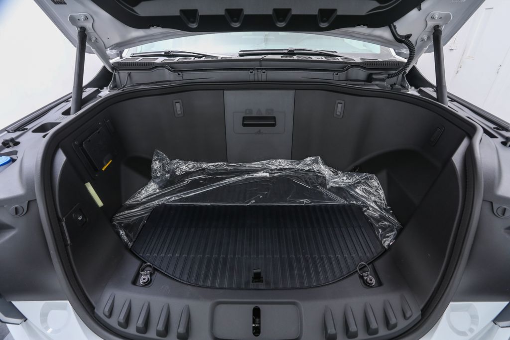 2025 Ford F-150 Lightning Flash - Photo 26
