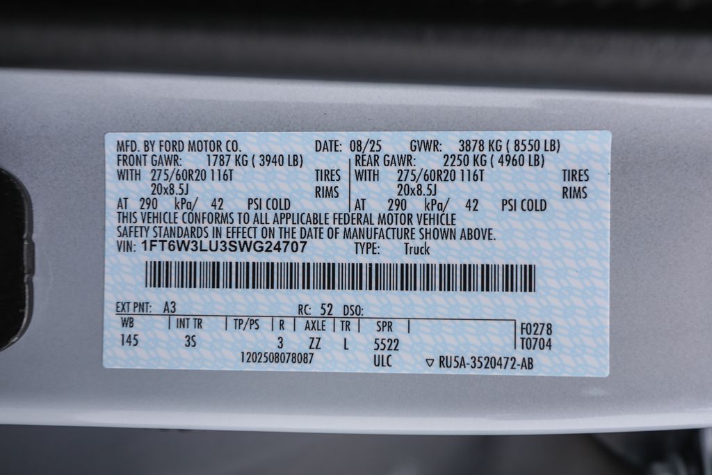2025 Ford F-150 Lightning Flash - Photo 28