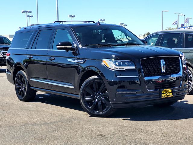 2022 Lincoln Navigator L Reserve