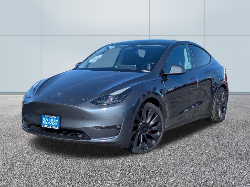 2023 Tesla Model Y Performance Dual Motor ALL-Wheel Drive