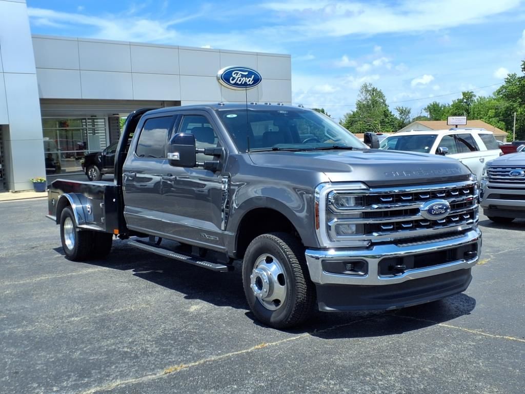 2025 Ford F-350SD LARIAT