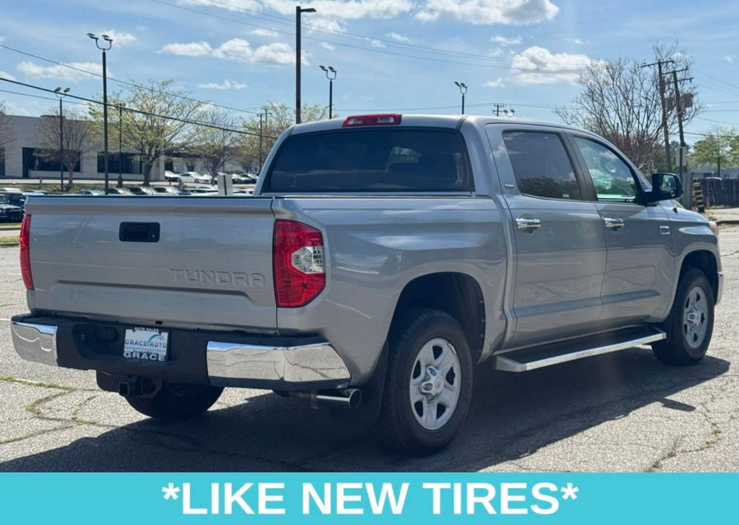 2019 Toyota Tundra SR5 - Photo 10
