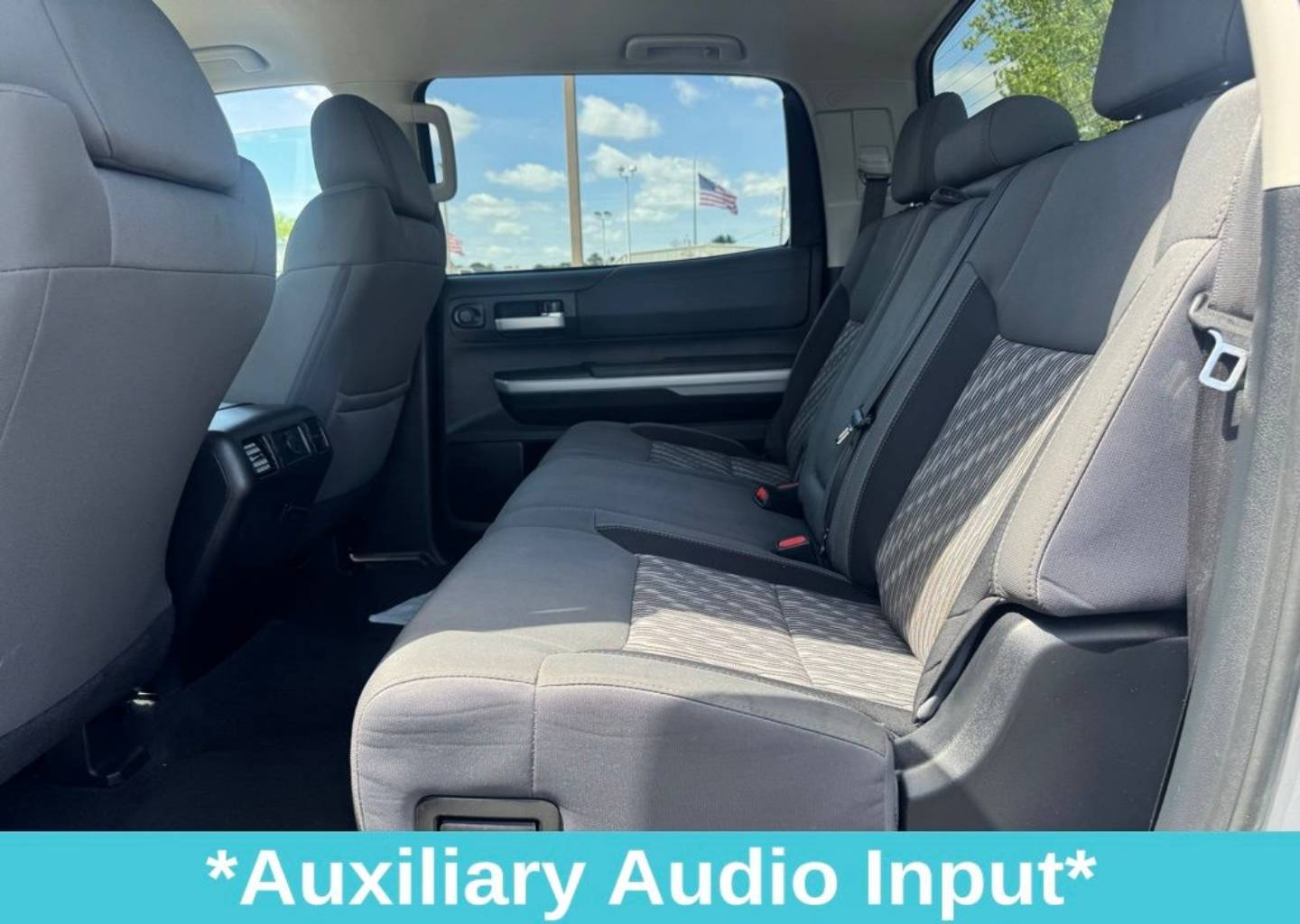 2019 Toyota Tundra SR5 - Photo 19