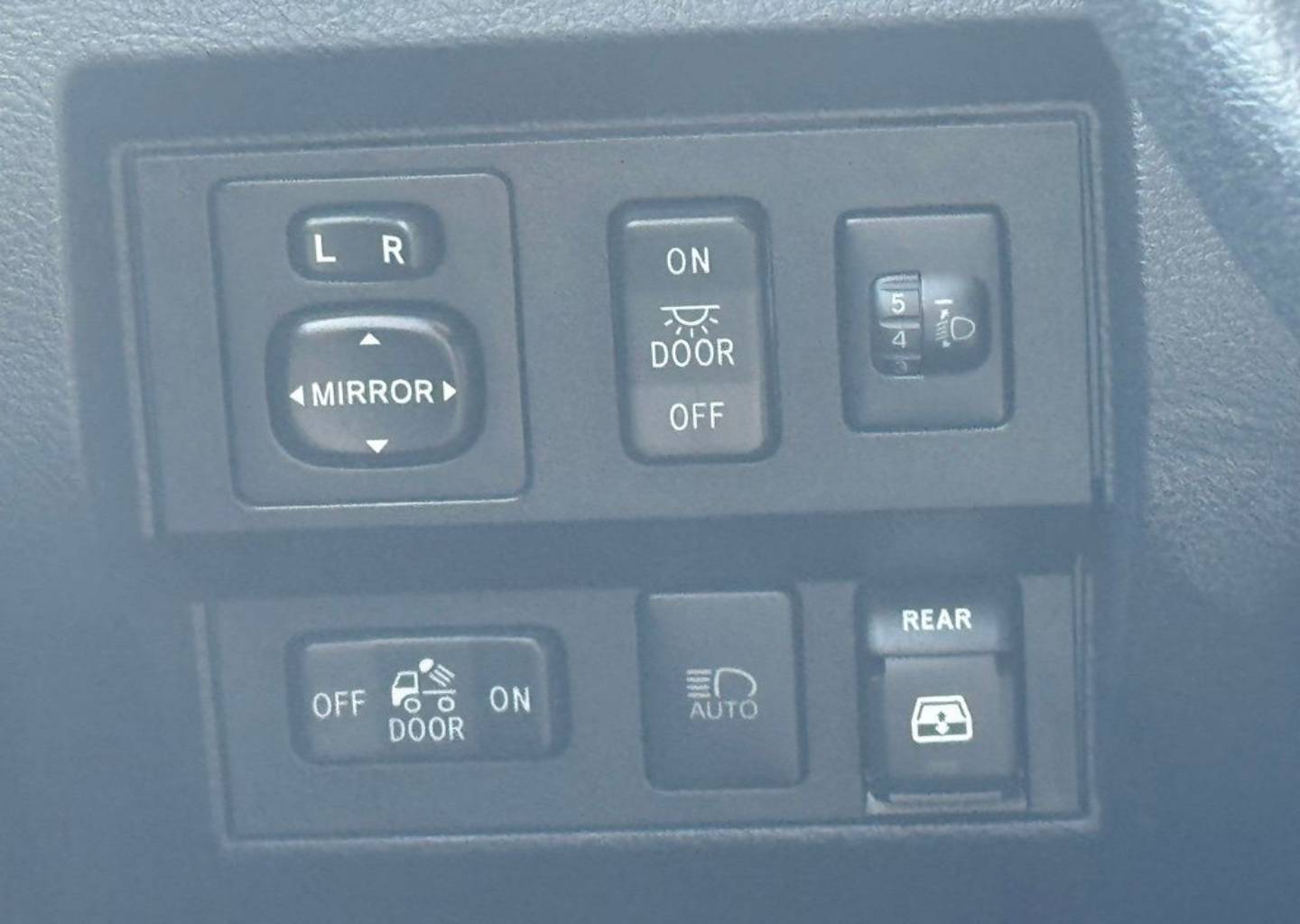 2019 Toyota Tundra SR5 - Photo 30