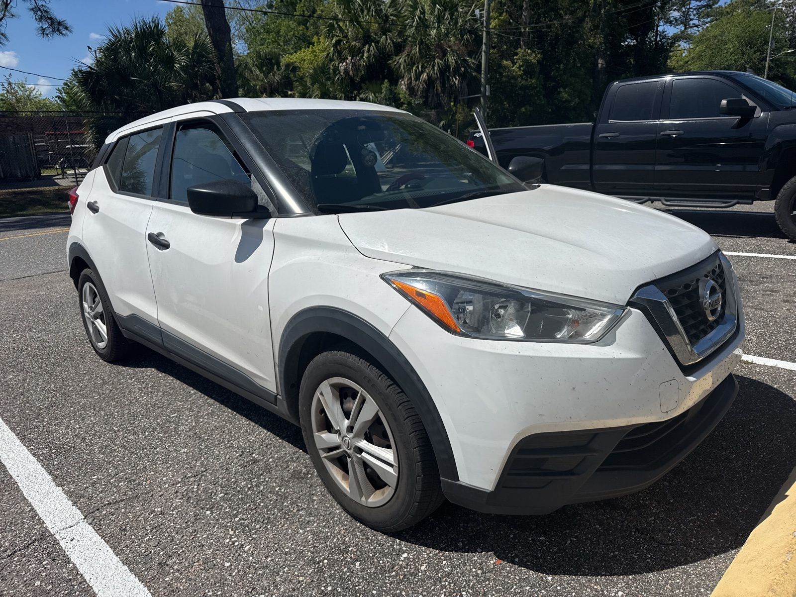2020 Nissan Kicks S