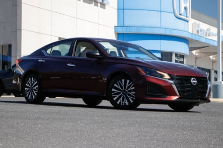 2024 Nissan Altima 2.5 SV SEDAN