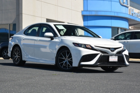 2024 Toyota Camry 4DR AT SE