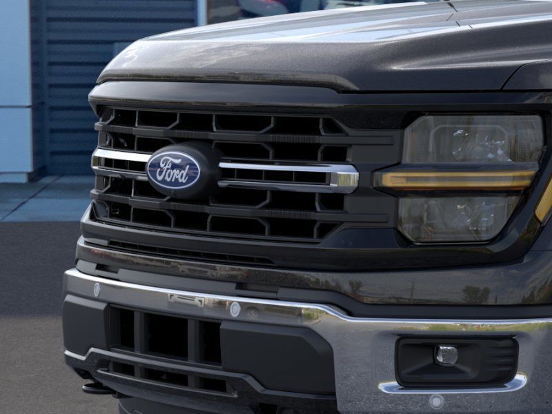2025 Ford F-150 XLT - Photo 17