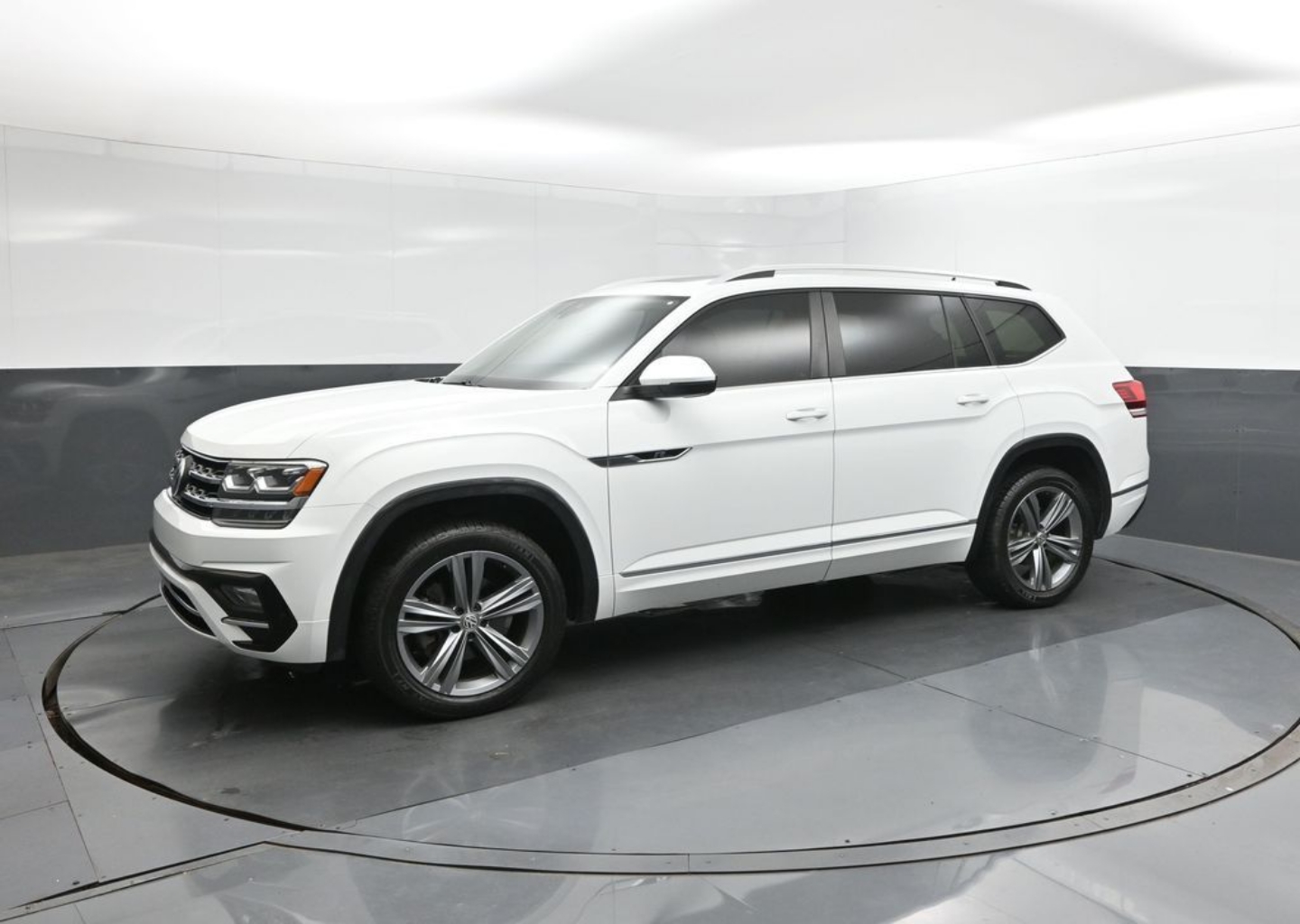 2019 Volkswagen Atlas SE R-Line w/Tech