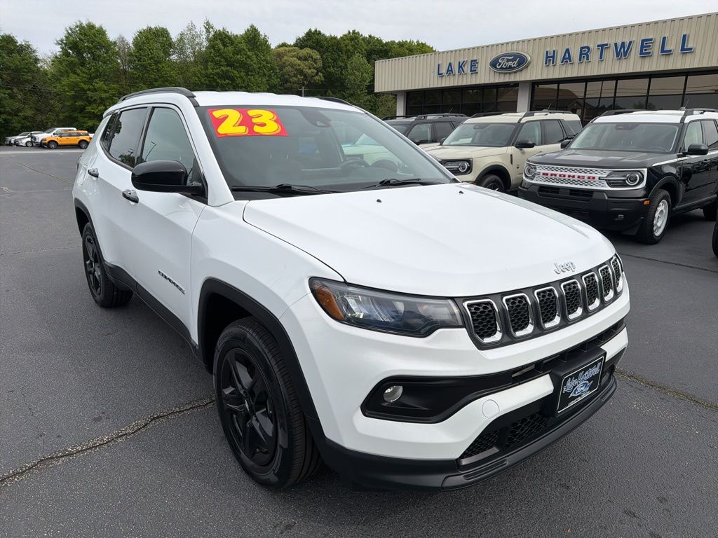 Used 2023 Jeep Compass Latitude