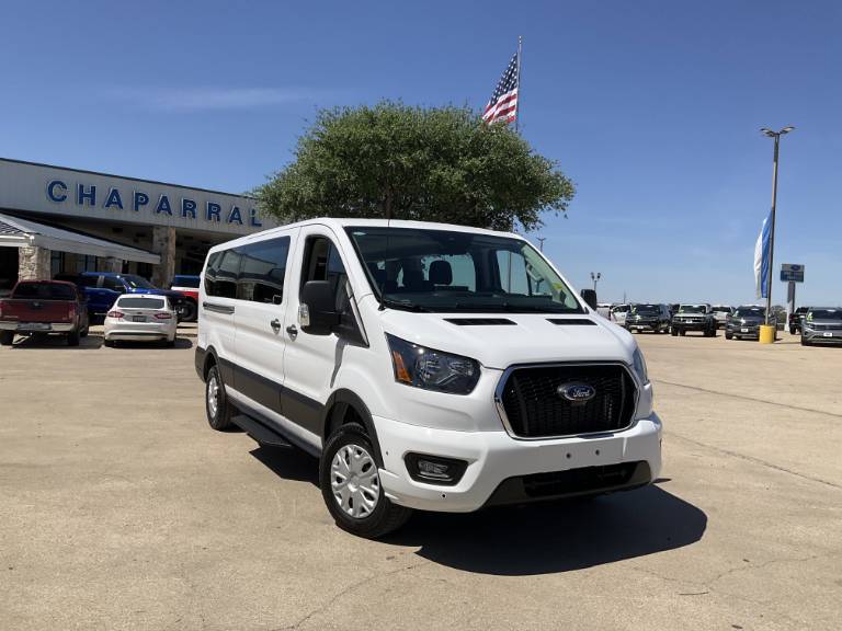 2025 Ford Transit Passenger Wagon XL