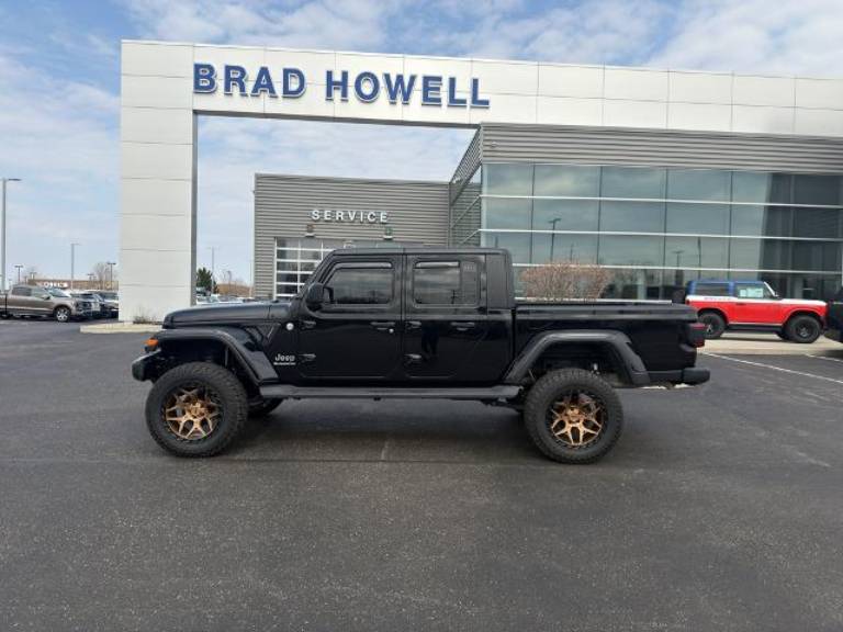 2022 Jeep Gladiator Overland