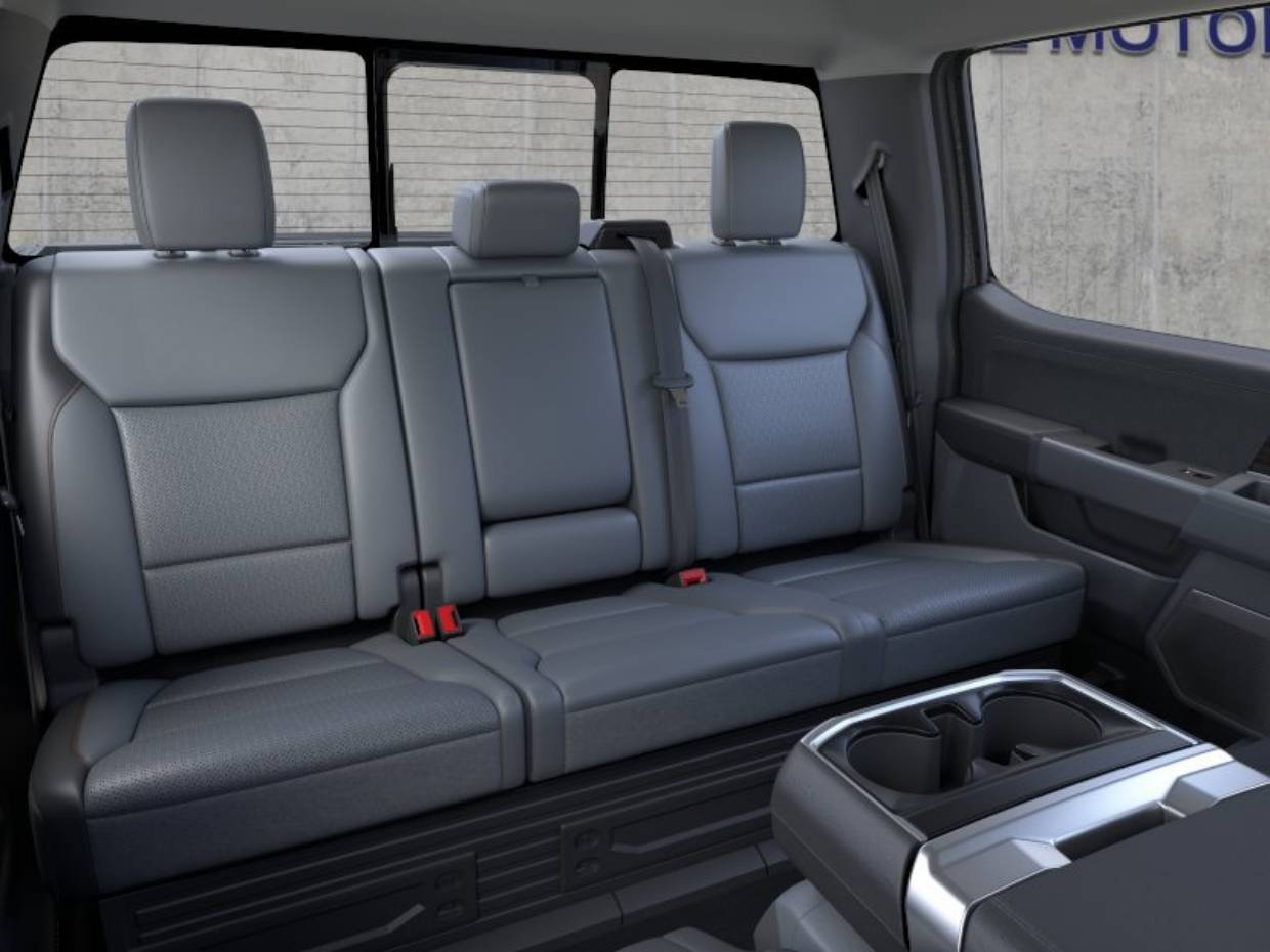 2025 Ford F-150 Lariat - Photo 11
