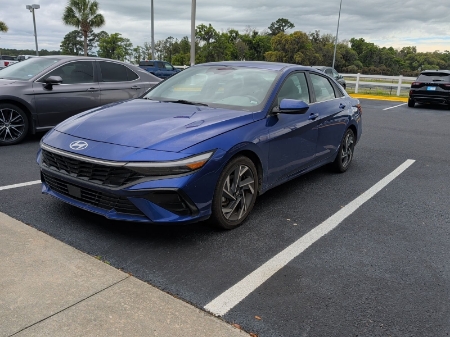 2025 Hyundai Elantra SEL Convenience