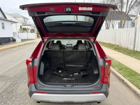 2020 Toyota RAV4 Adventure - Photo 12