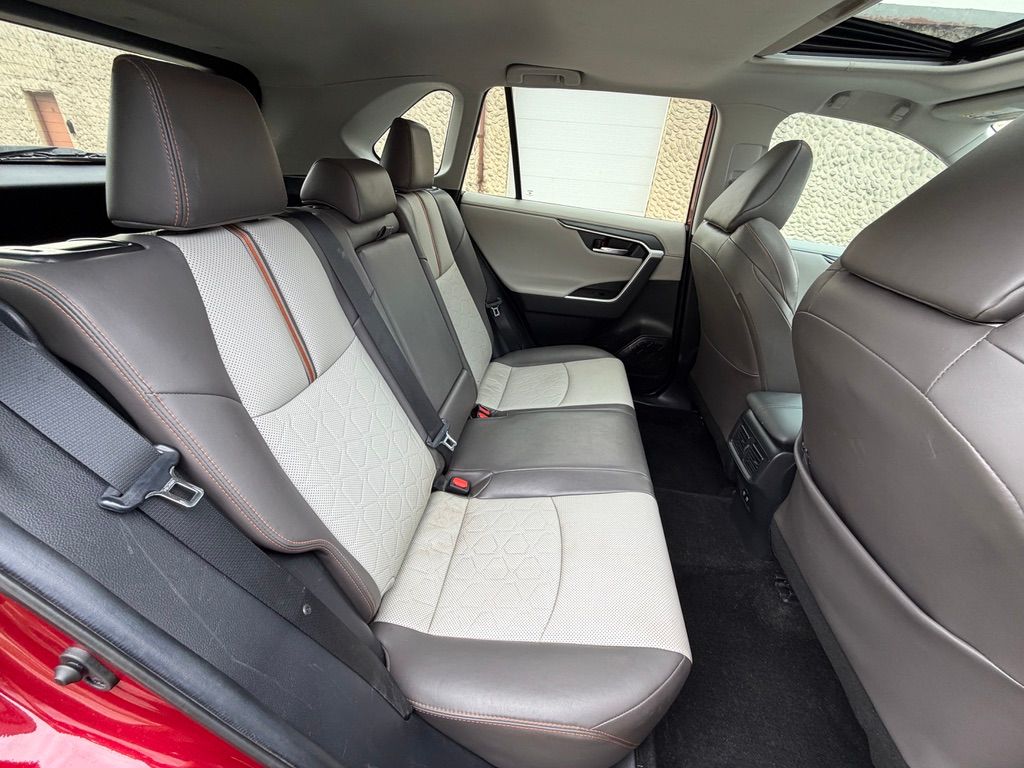 2020 Toyota RAV4 Adventure - Photo 28