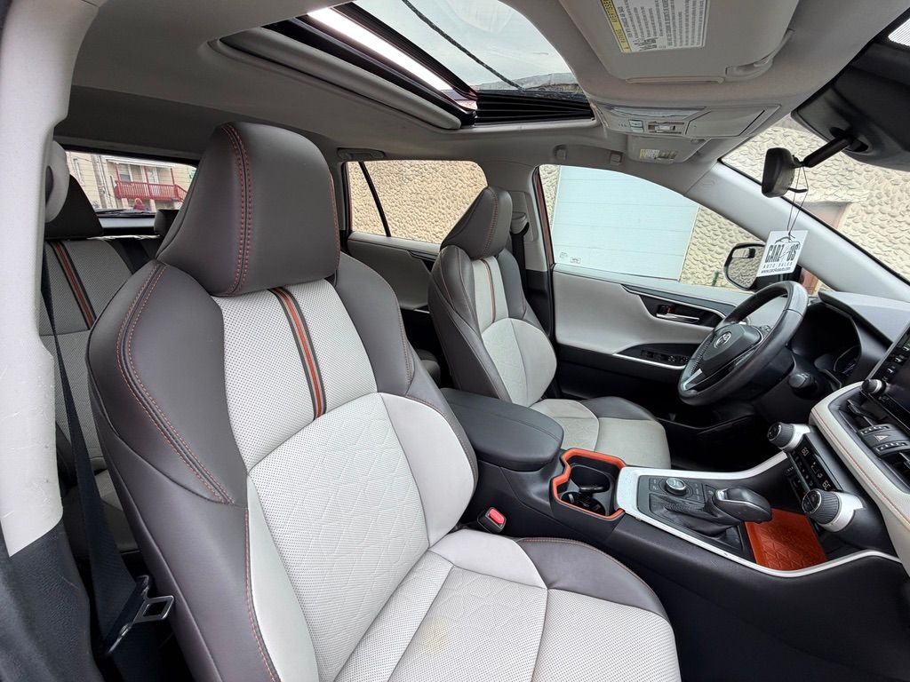2020 Toyota RAV4 Adventure - Photo 31