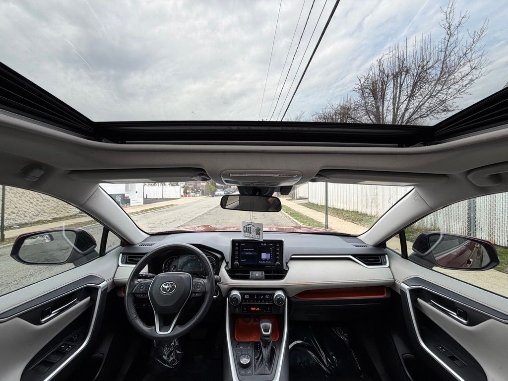 2020 Toyota RAV4 Adventure - Photo 32