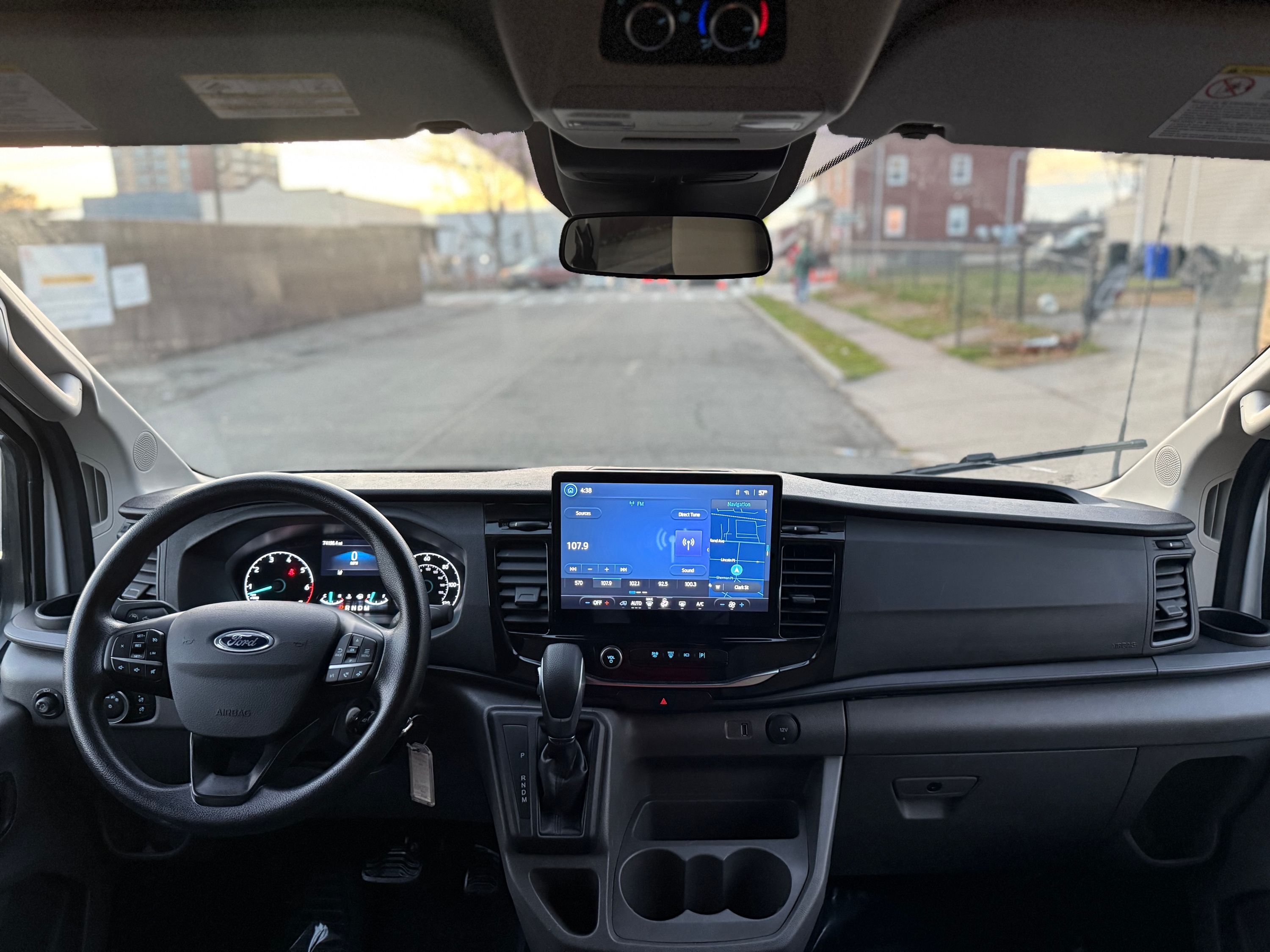 2023 Ford Transit Passenger Van XLT - Photo 27