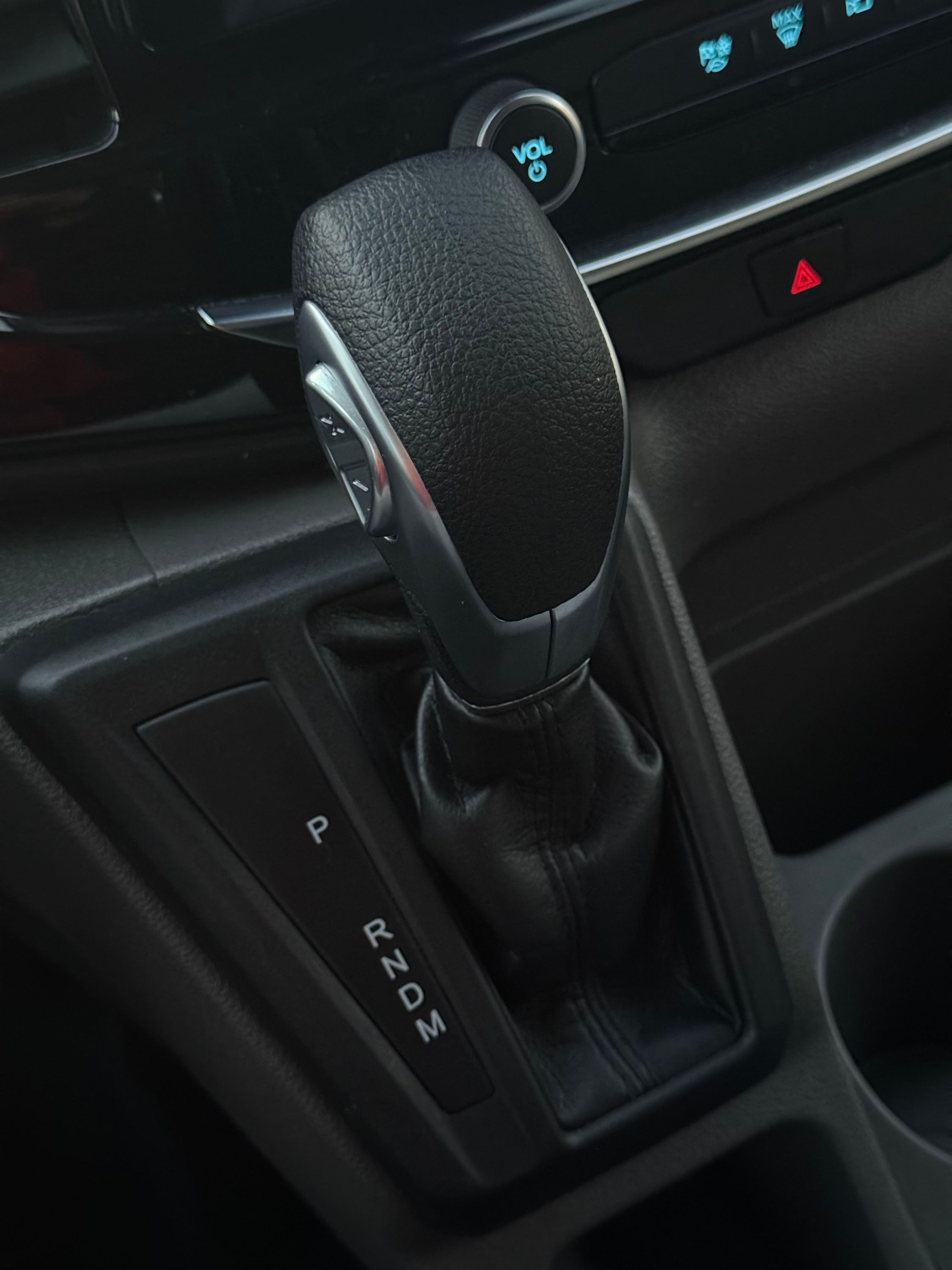 2023 Ford Transit Passenger Van XLT - Photo 35