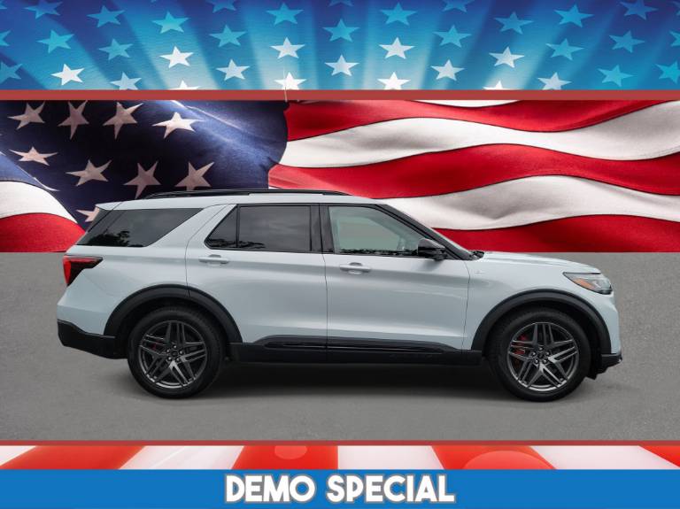 2026 Ford Explorer ST-Line