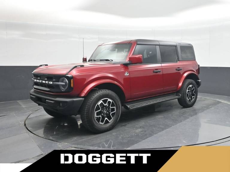 2026 Ford Bronco Outer Banks