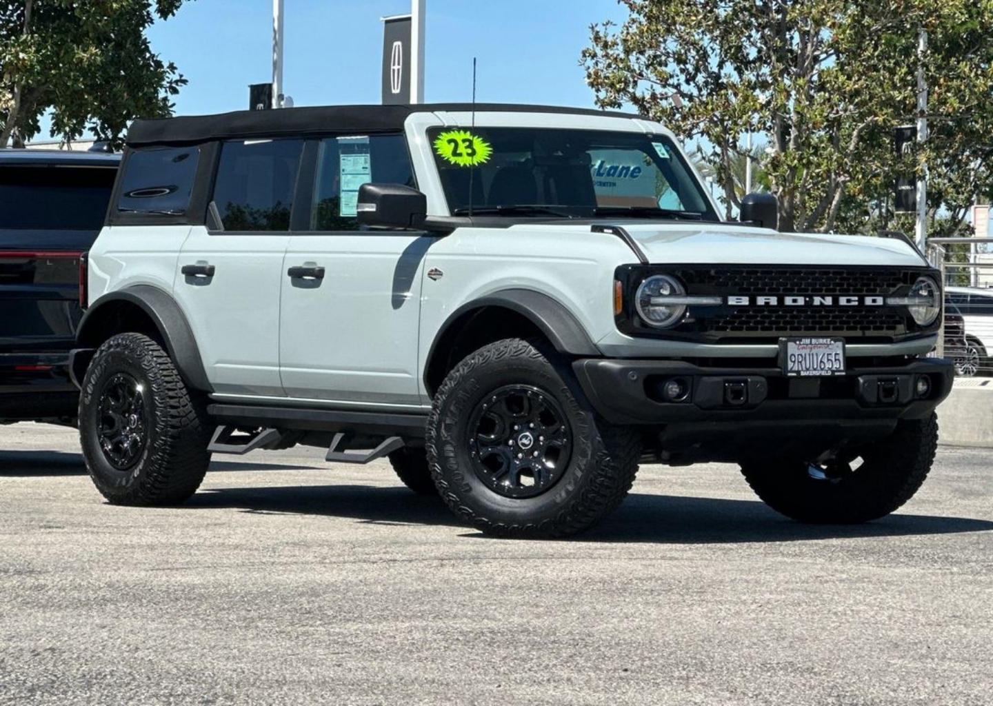 2023 Ford Bronco Wildtrak 4x4's photo