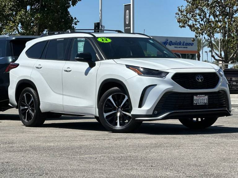 2022 Toyota Highlander XSE